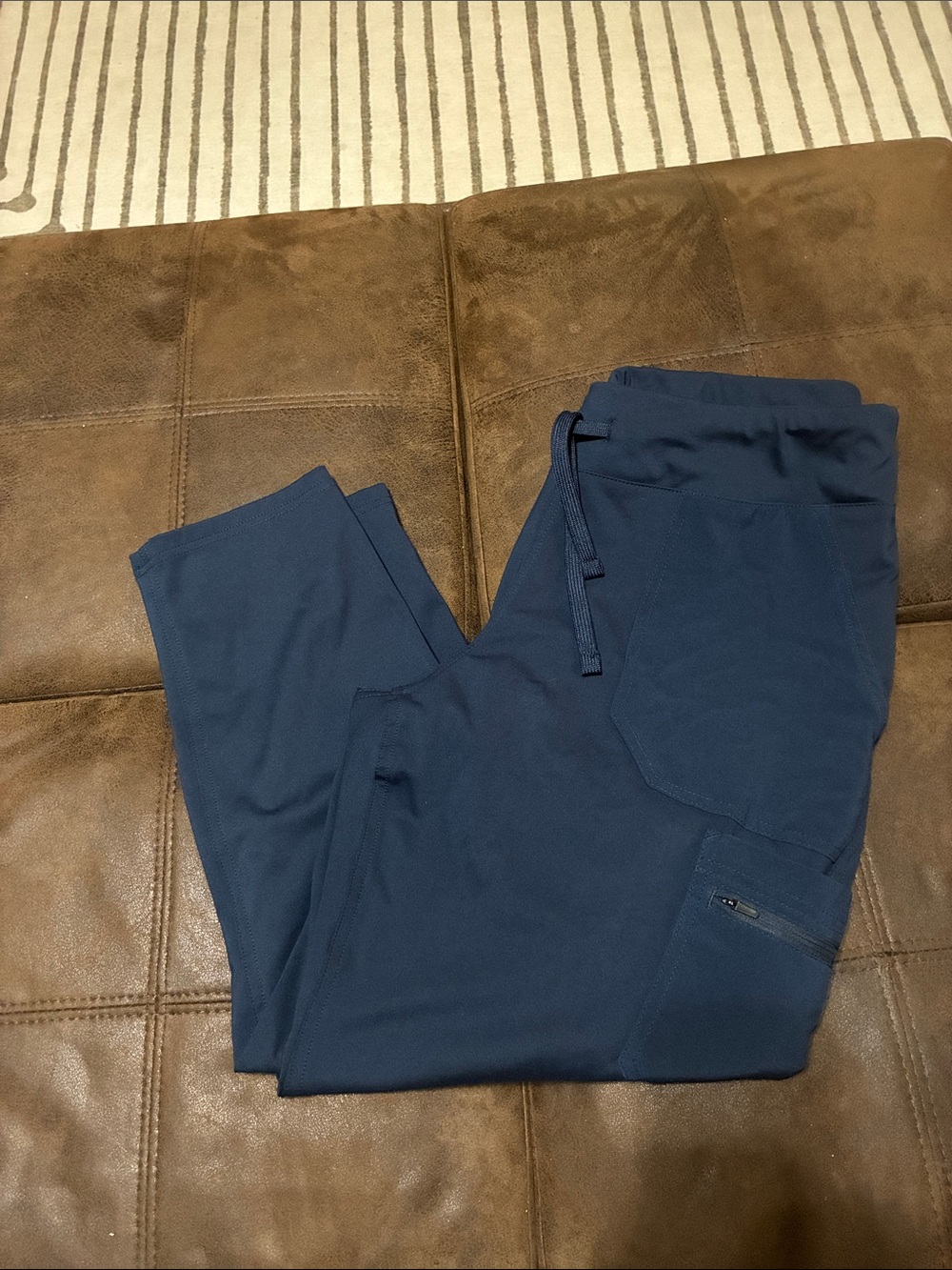 Women’s Carhartt tapered scrub pants